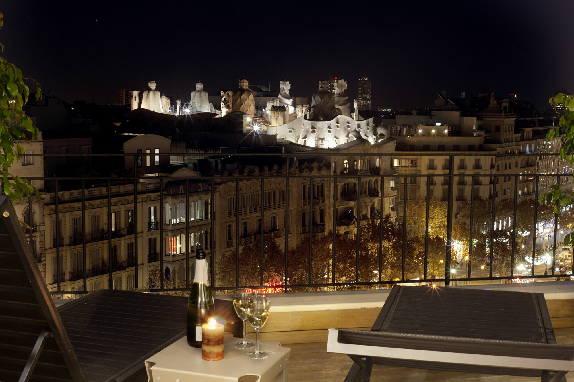 Bonavista Apartments - Pedrera Barcelona Eksteriør bilde